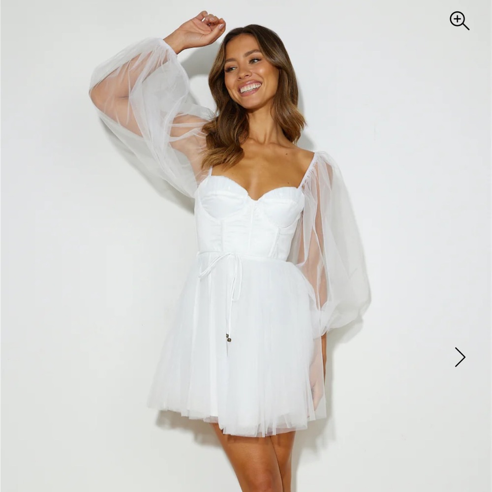 Pretty Snowflake Tulle Mini Dress NWOT